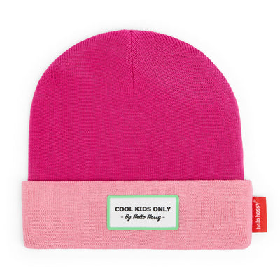 Gorro para criança fuchsia rosa com rebordo dobrado e etiqueta bordada Hello Hossy