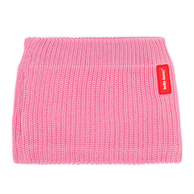 Snood infantil rosa em malha canelada com etiqueta vermelha Hello Hossy