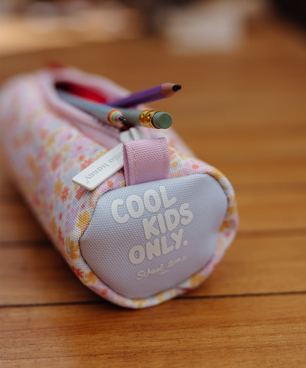 Estojo escolar para crianças Retro Flowers, pré-escolar e ensino básico, Cool Kids Only !