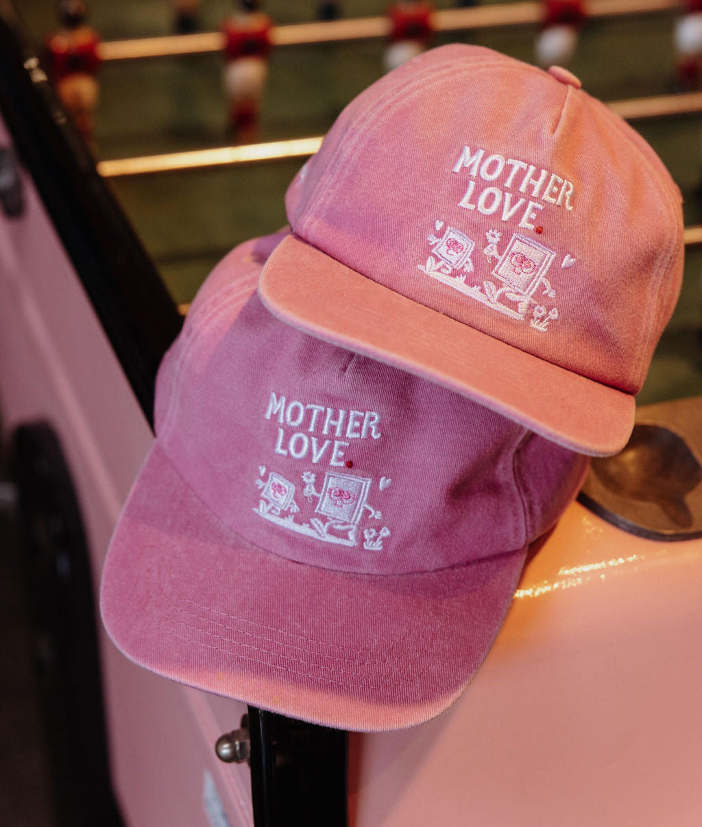 Boné infantil rosa com bordado, pala curva, com mãe Hello Hossy