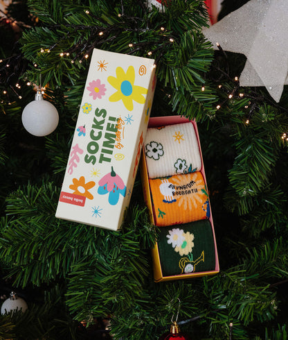 Pack de meias infantis com padrões de flores coloridas, caixa com três pares Hello Hossy