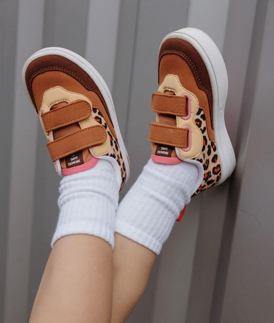 Sapatilhas para criança creme e castanho com estampado leopard, tiras de velcro Hello Hossy