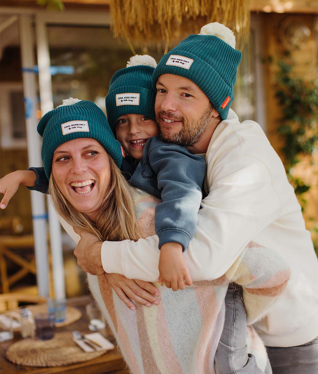 Gorro pais e filhos Color Block Duck, com pompom, forro polar, algodão orgânico, matchy-matchy, desde os 9 meses, Cool Kids Only!