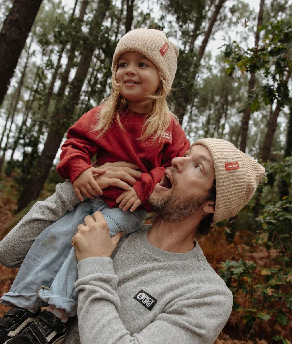 Duo pai-criança com o gorro liso Flow Creamy – look descontraído – Hello Hossy