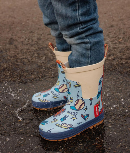 Botas de chuva infantis azuis com padrões de desporto, sola antiderrapante Hello Hossy