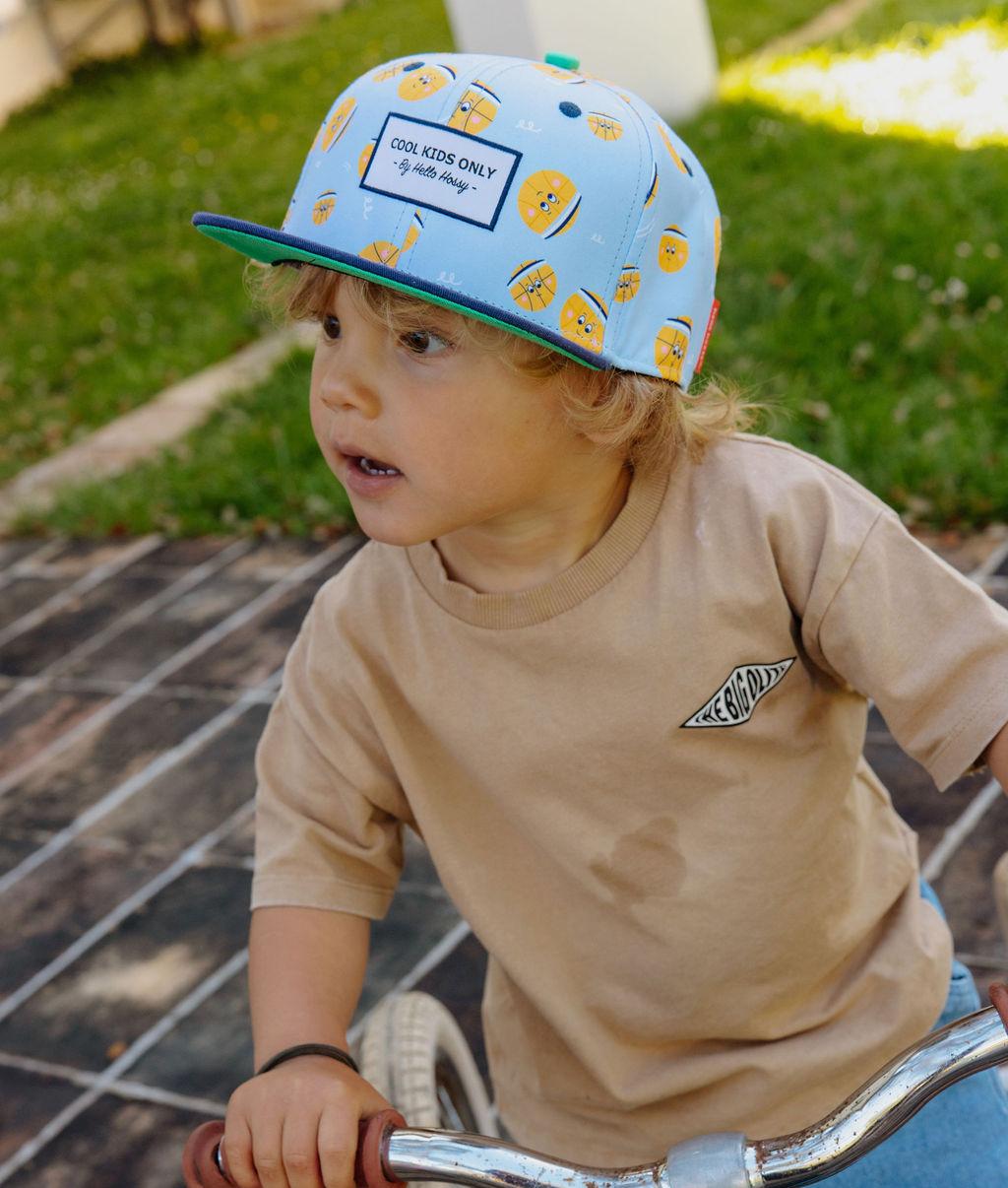 Boné infantil azul com estampado de desporto, pala reta e bordado Cool Kids Only Hello Hossy