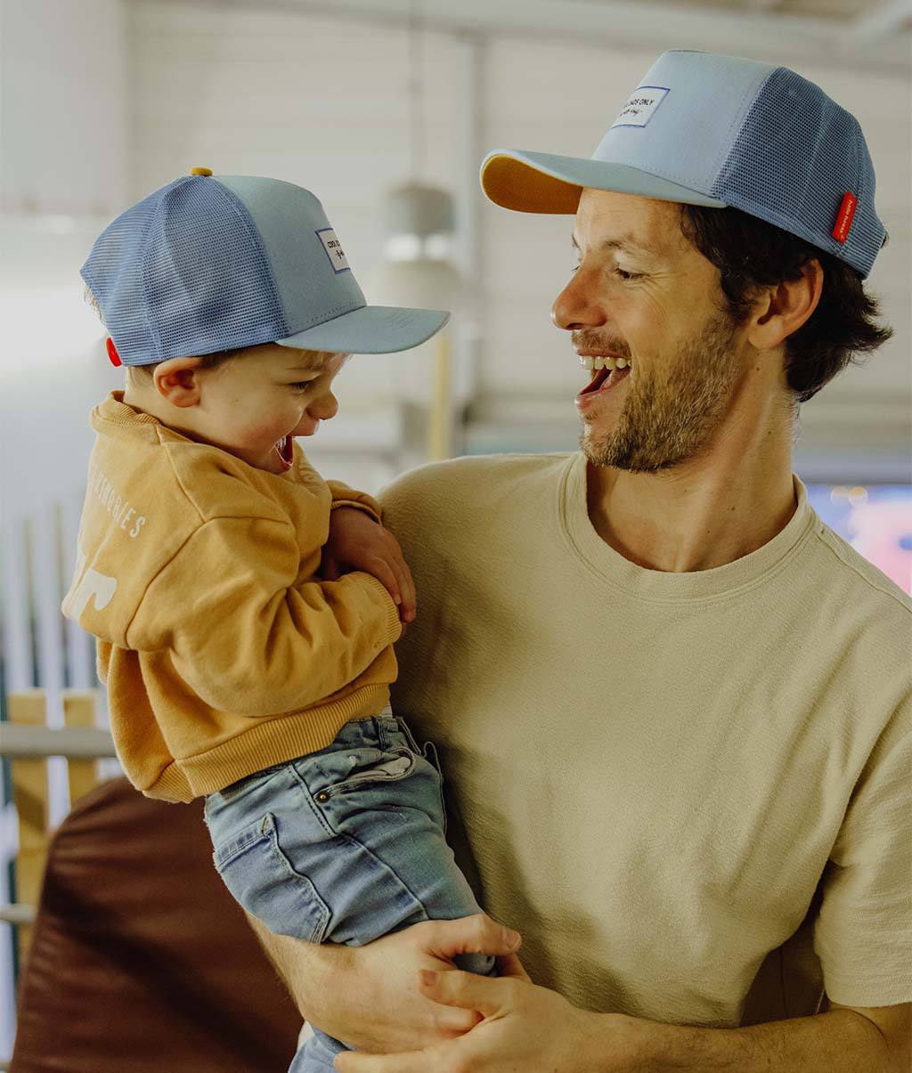 Boné pais e filhos Mini Frozen, estilo Trucker, matchy-matchy, ecorresponsável, desde os 9 meses, Cool Kids Only!