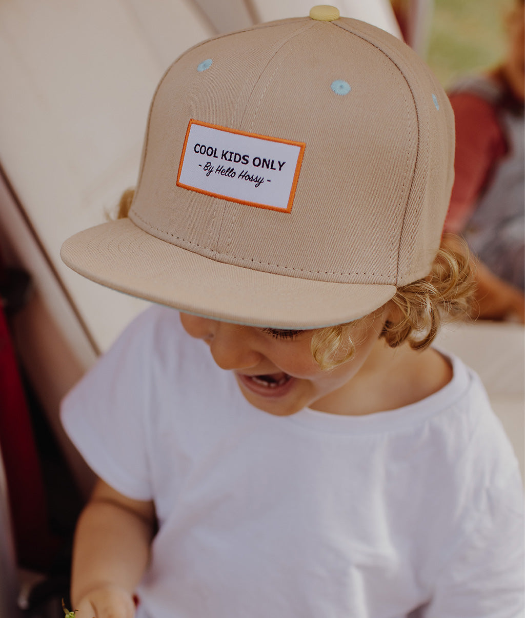 Boné Mini Sandy para crianças, pala reta, 100% algodão orgânico, certificado Oeko-Tex, a partir dos 9 meses, Cool Kids Only!