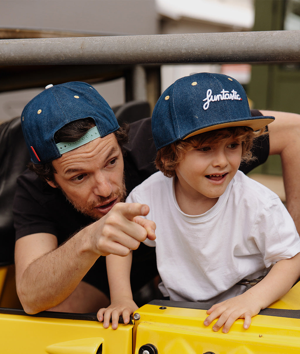 Boné pais e filhos Jean Funtastic, pala reta, algodão orgânico, certificado Oeko-Tex, a partir dos 9 meses, Cool Kids Only!