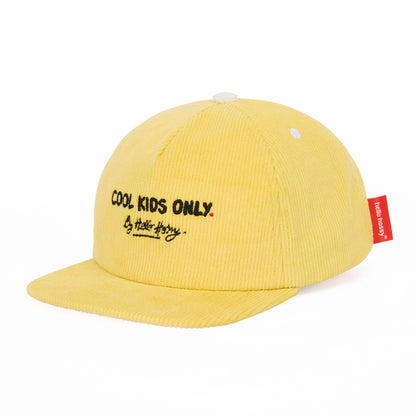 Boné para crianças Mini Citrus, pala reta, veludo, certificado Oeko-Tex, a partir dos 9 meses, Cool Kids Only!