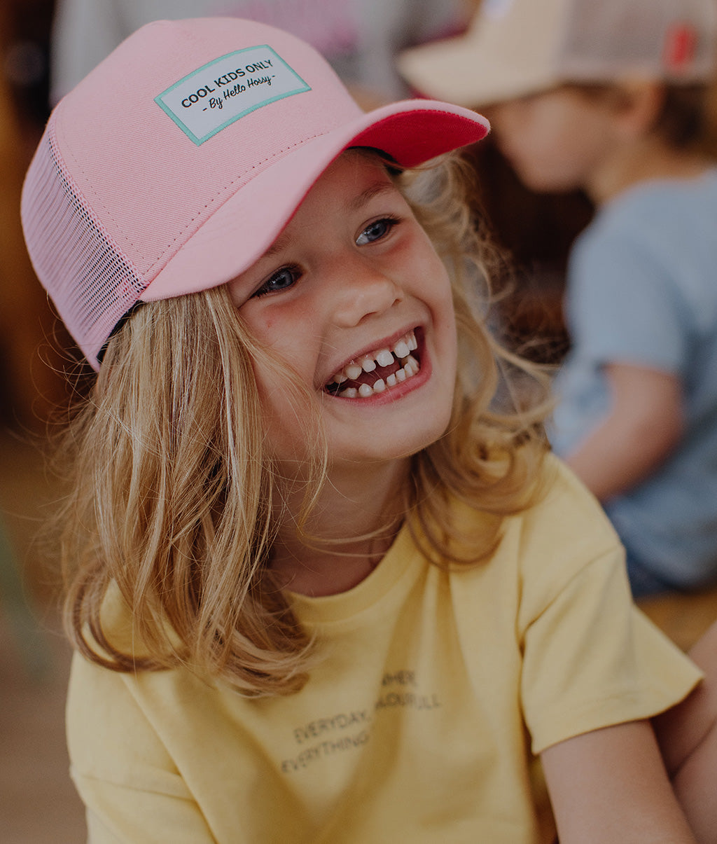 Boné infantil Mini Peony, estilo Trucker, ecorresponsável, certificado Oeko-Tex, a partir dos 9 meses, Cool Kids Only!
