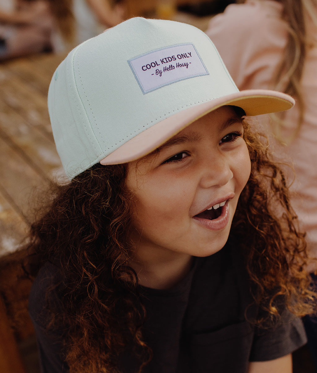 Boné infantil Mini Aloe, pala curva, 100% algodão orgânico, certificado Oeko-Tex, desde os 9 meses, Cool Kids Only!