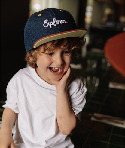 Boné para crianças Jean Explorer, pala reta, algodão orgânico, certificado Oeko-Tex, desde os 9 meses, Cool Kids Only !