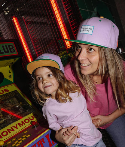 Boné bicolor para pais e filhos, rosa e verde, com pala reta Hello Hossy