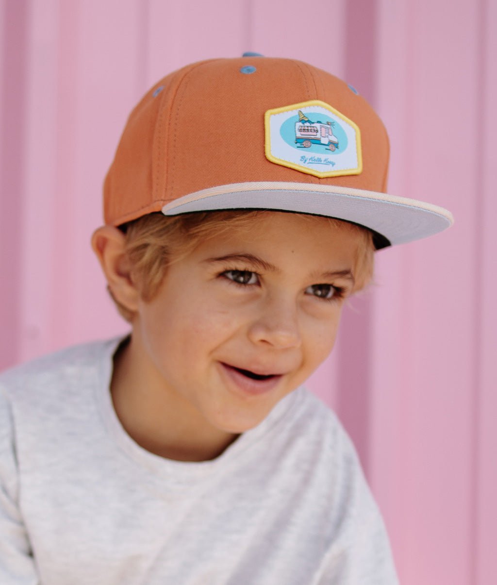 Boné Icetruck para crianças e bebés, Cool Kids Only, Hello Hossy