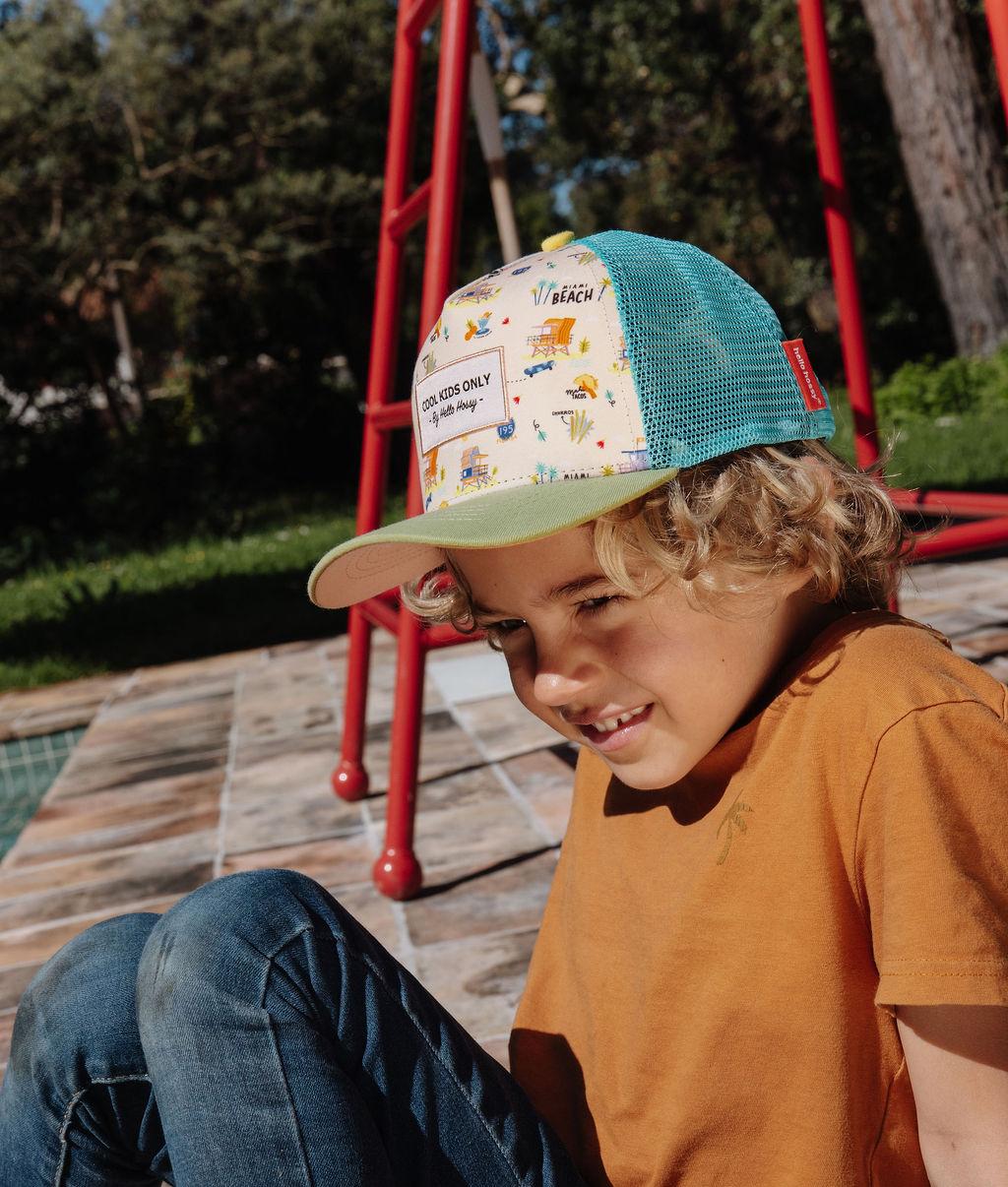 Boné infantil bege e azul com estampado USA e pala curva Hello Hossy