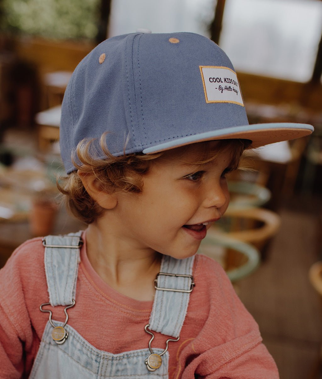 Boné infantil Mini Malo, pala reta, 100% algodão orgânico, certificado Oeko-Tex, desde os 9 meses, Cool Kids Only!
