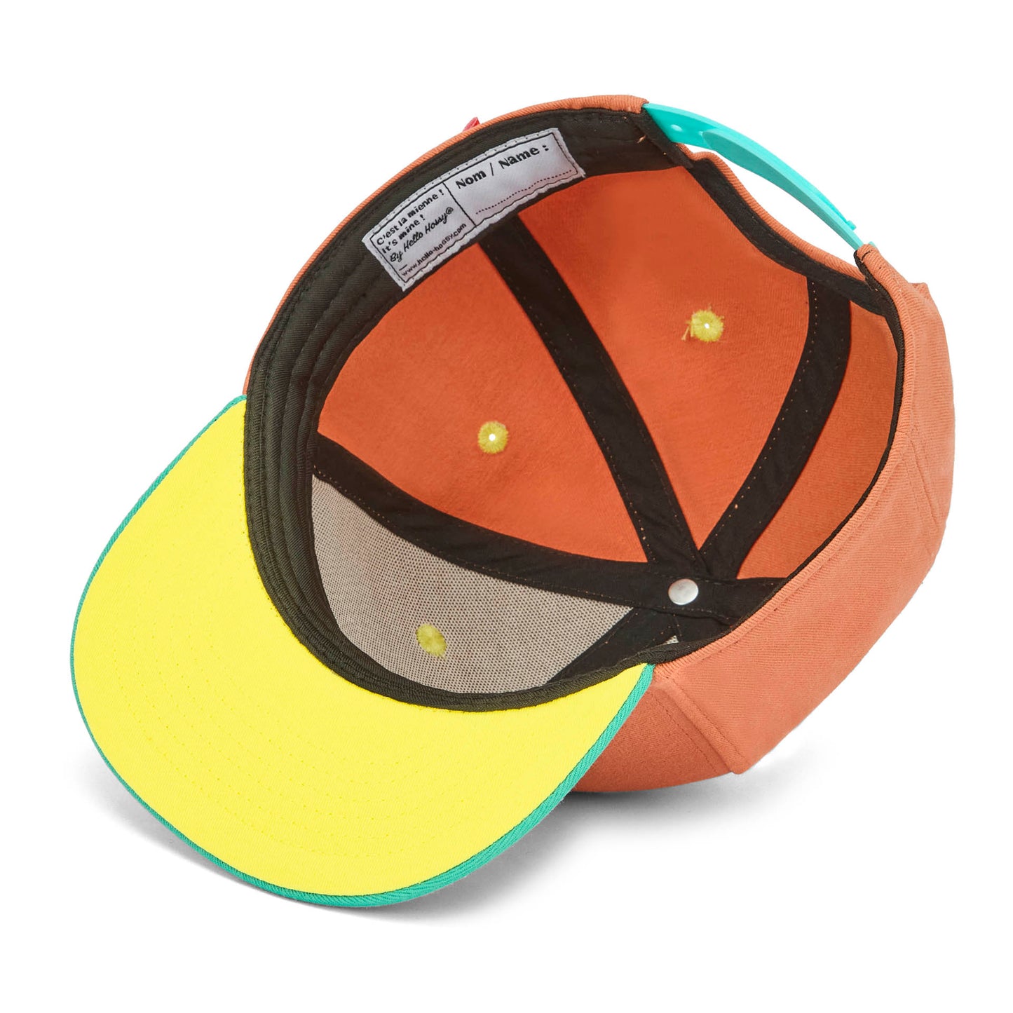 Boné infantil laranja com pala reta amarela no interior Hello Hossy