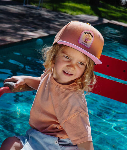 Boné infantil laranja e rosa com patch donuts e pala reta, usado Hello Hossy