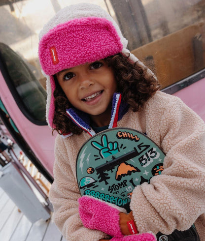 Gorro russo infantil branco e rosa com efeito sherpa Hello Hossy