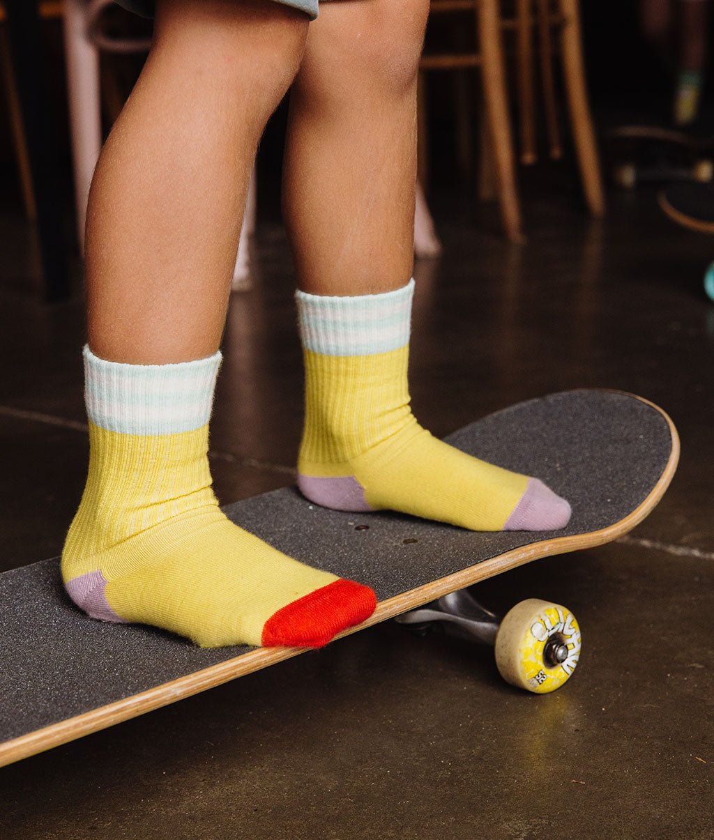 Meias infantis Mini Sunshine, algodão orgânico, acessório colorido, presente infantil, desde 1 ano, Cool Kids Only!