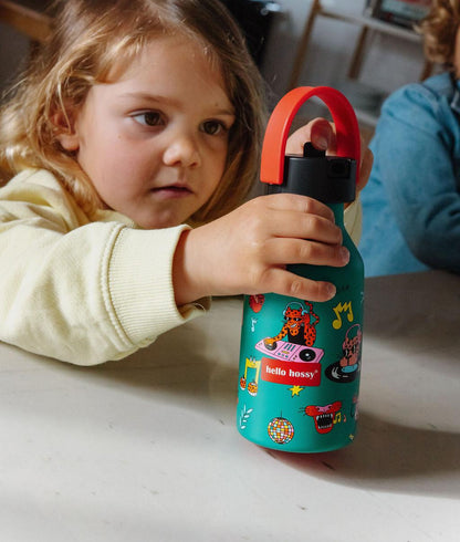 Garrafa reutilizável infantil verde com estampado de música e animais, pega vermelha Hello Hossy