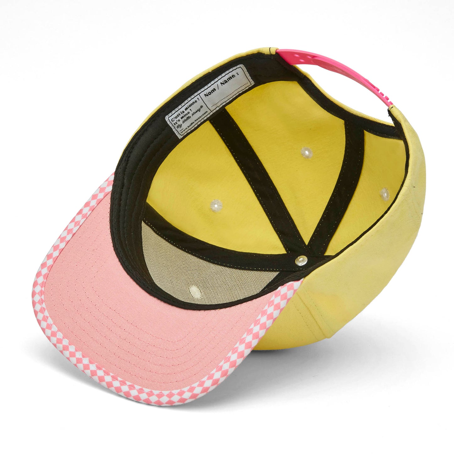 Boné infantil amarelo com pala rosa plana e rebordo aos quadrados Hello Hossy