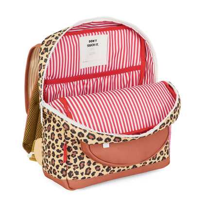 Mochila infantil bege com estampado leopard e interior às riscas vermelhas Hello Hossy