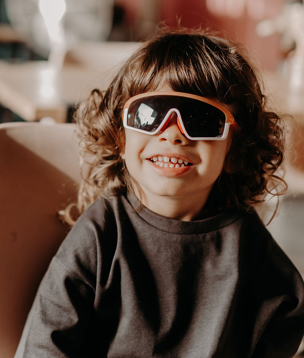 Óculos de sol para crianças Plany Betty, coloridos, lentes categoria 3, UV400, lentes polarizadas, a partir dos 2 anos, Cool Kids Only!