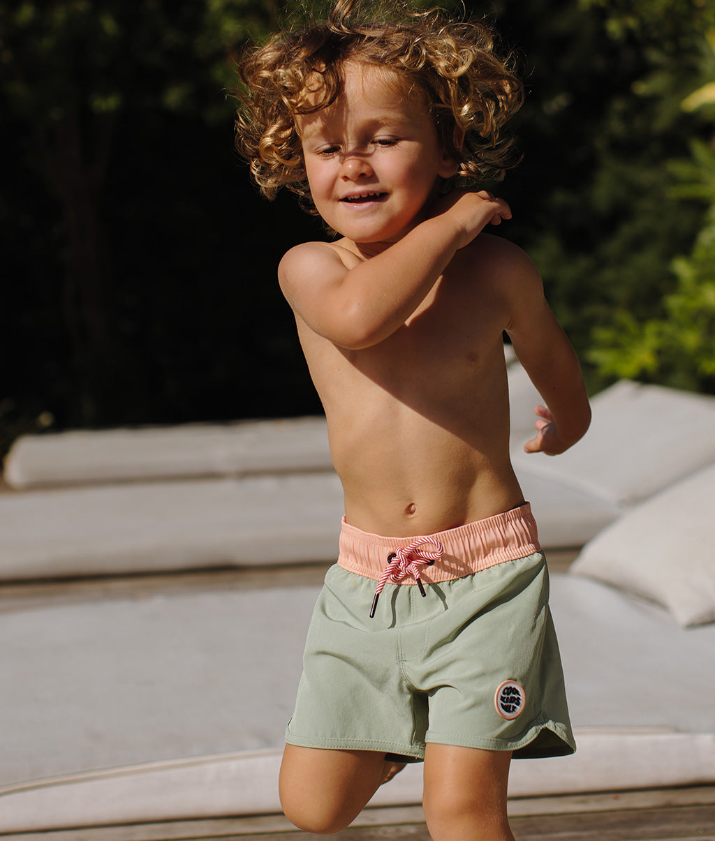 Fato de banho para rapaz Mini Matcha Anti-UV, Cool Kids Only!