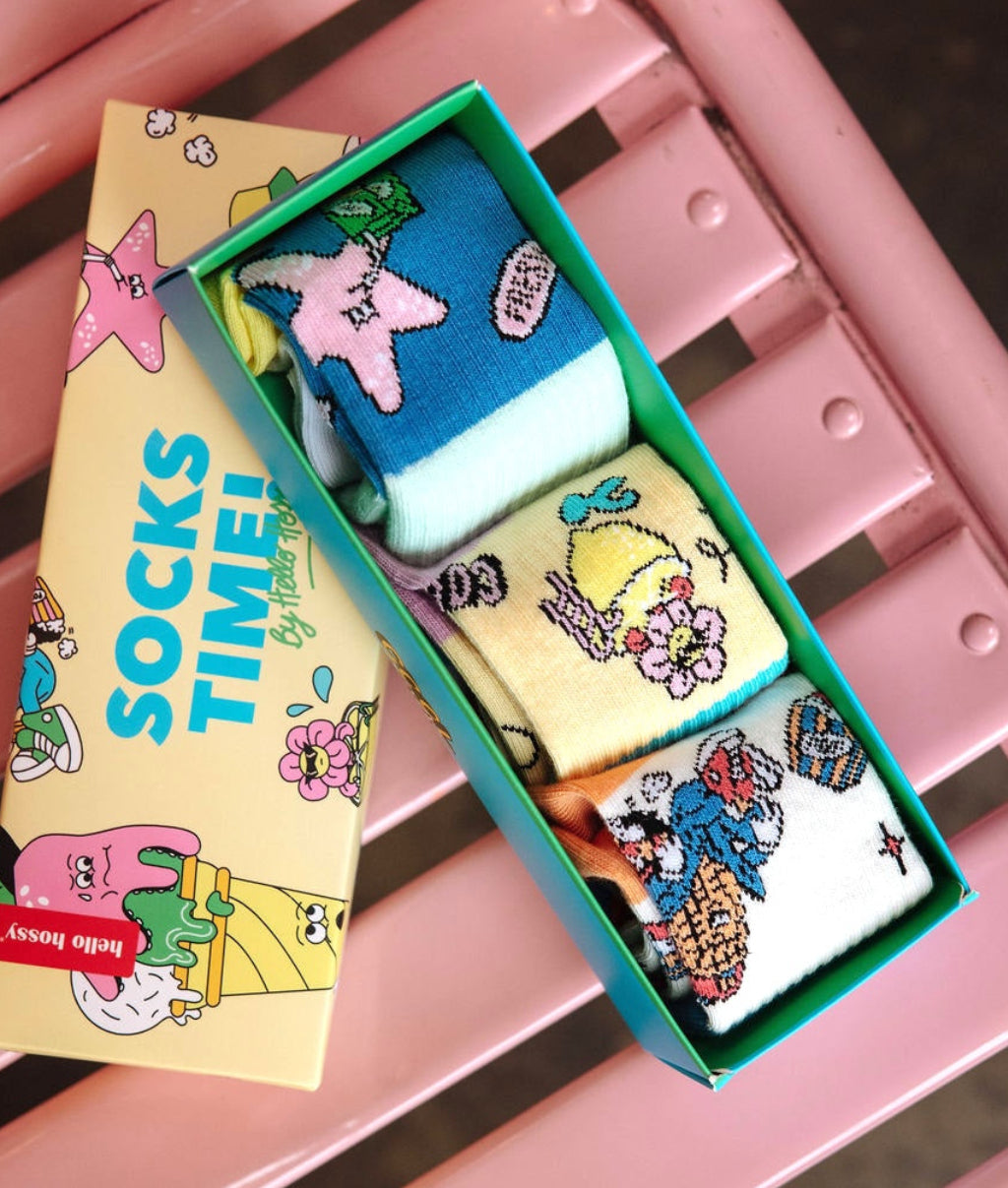 Meias infantis com padrões coloridos de mascote, Pack de três Hello Hossy