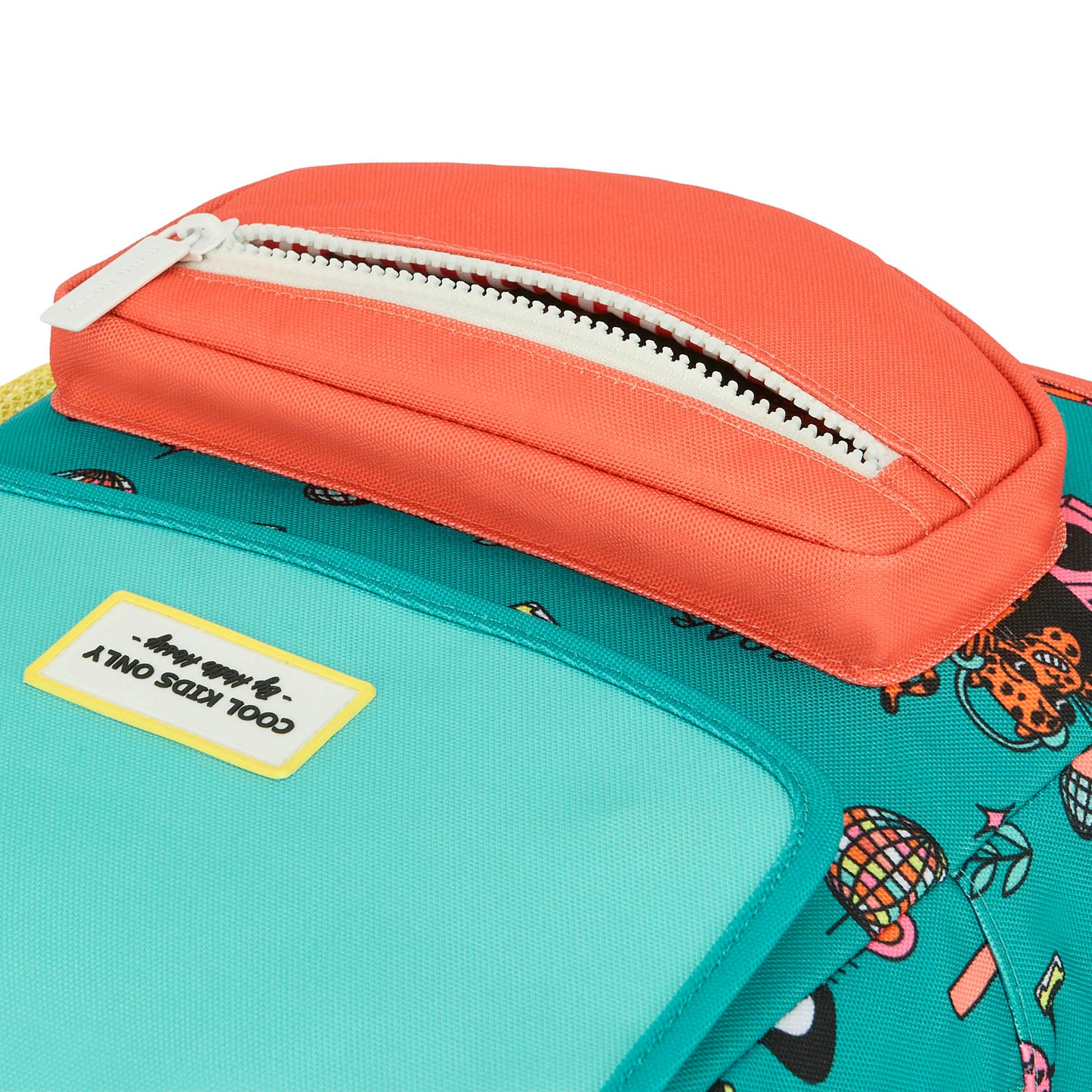 Mochila infantil verde e coral com padrão de animais Hello Hossy