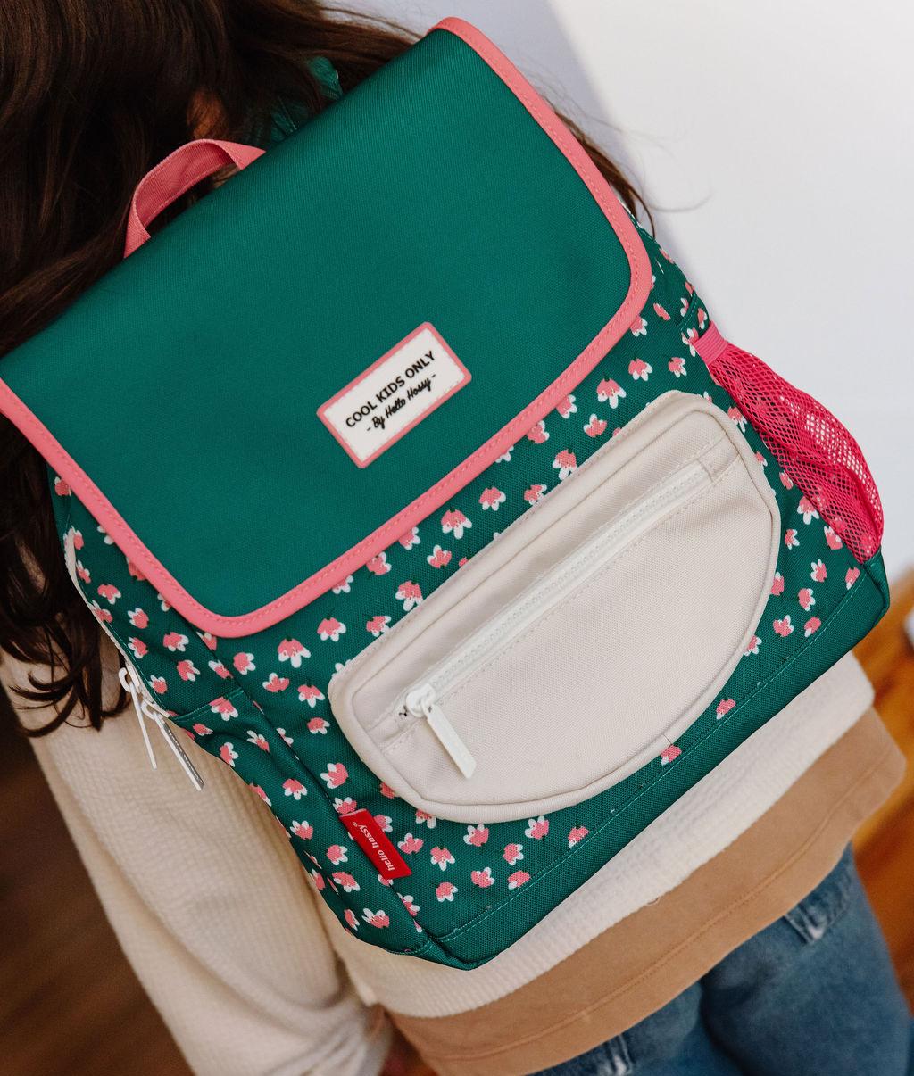 Mochila infantil verde com padrão de flores rosa, bolso creme Hello Hossy