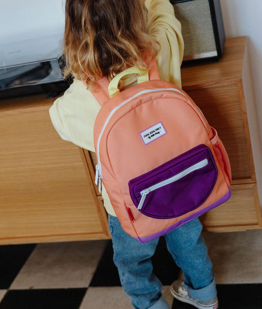 Mochila infantil laranja com bolso violette Hello Hossy