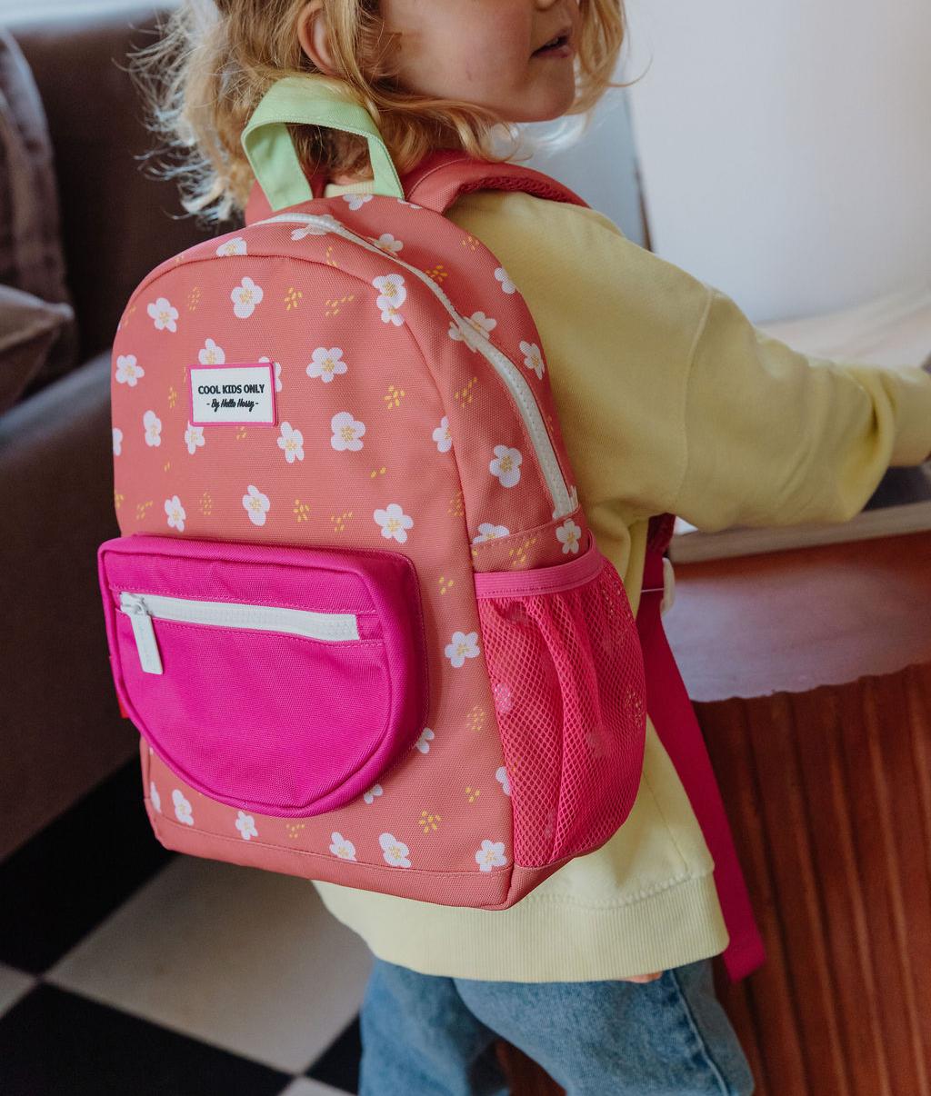 Mochila infantil coral com estampado de flores e bolso frontal fuchsia Hello Hossy