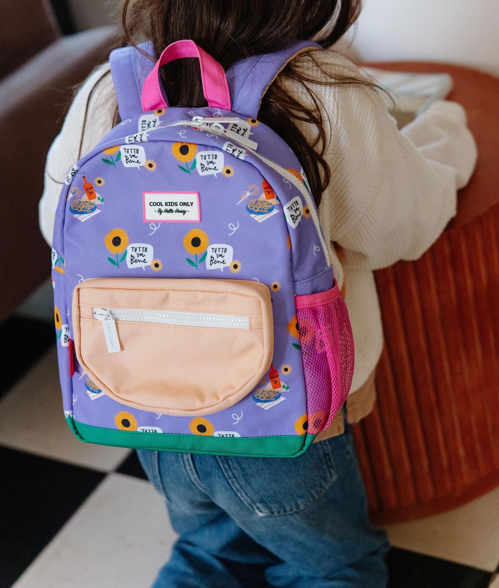 Mochila infantil violeta com estampado de flores e bolso bege Hello Hossy