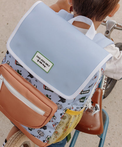 Mochila infantil azul com padrão desporto, bolso Camel, rede amarela Hello Hossy