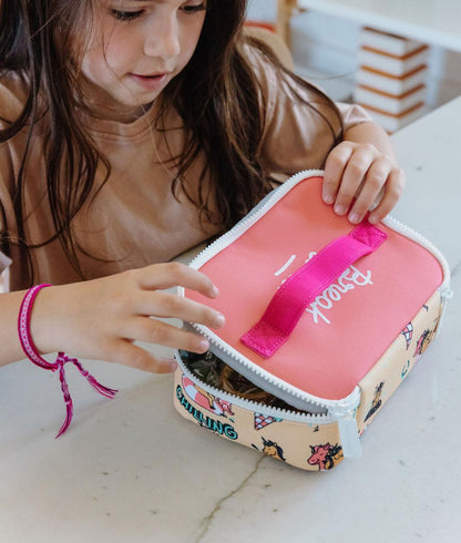 Saco de lanche infantil amarelo e rosa com estampado de unicórnio e pega Hello Hossy