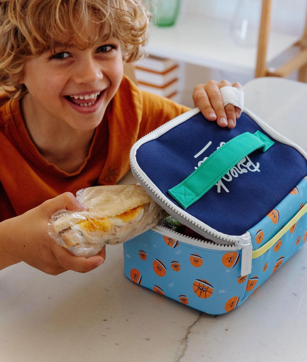Saco de almoço infantil azul com motivo de basquetebol e pega verde Hello Hossy