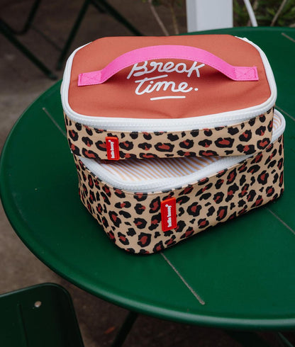 Saco de almoço infantil creme e castanho com motivo leopard e pega rosa Hello Hossy