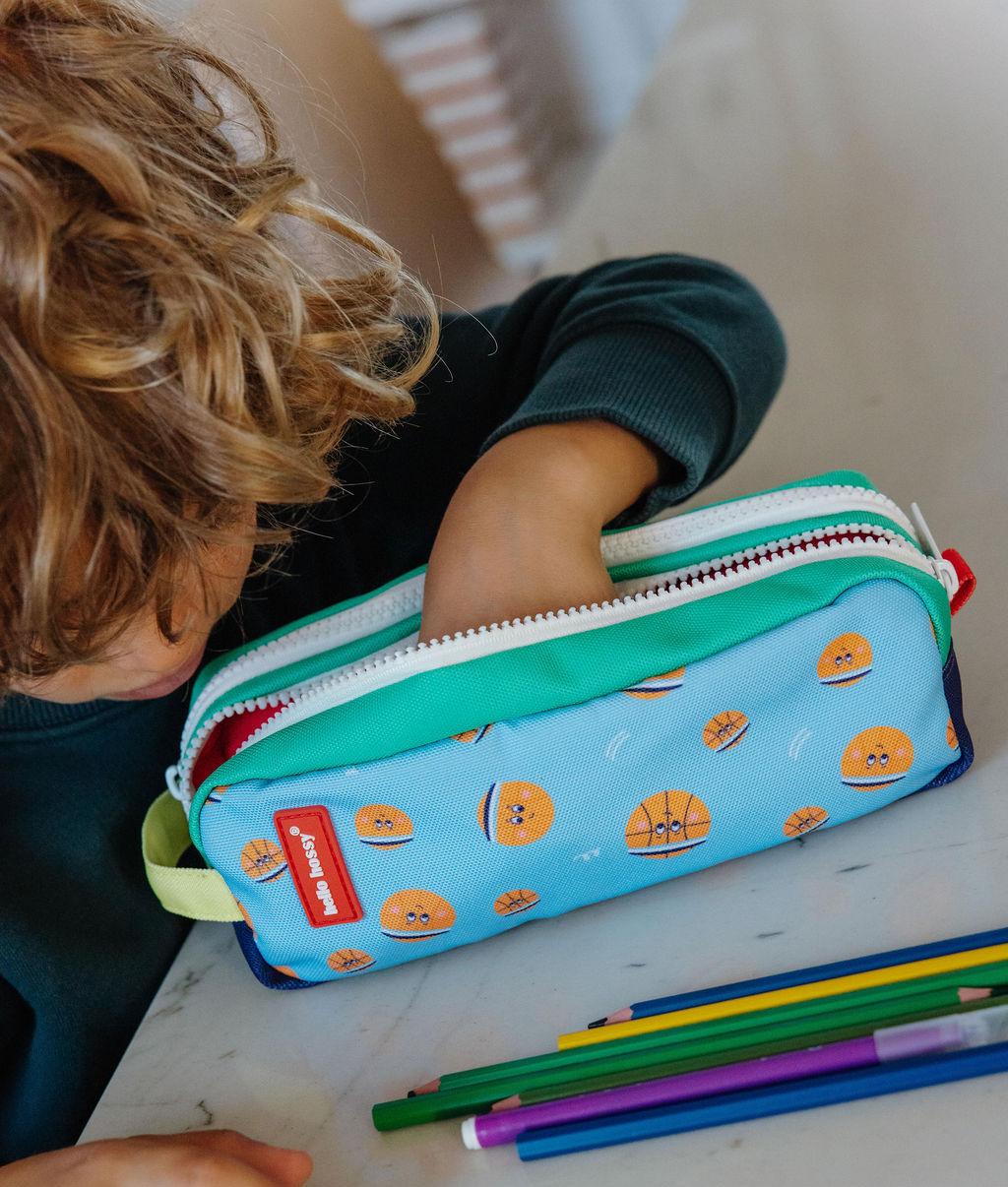 Estojo escolar infantil azul e laranja com padrão de bolas Hello Hossy
