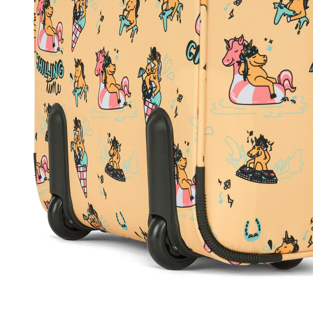 Mala de viagem infantil amarela com estampado de unicórnios multicoloridos, rodas e cantos reforçados, Hello Hossy