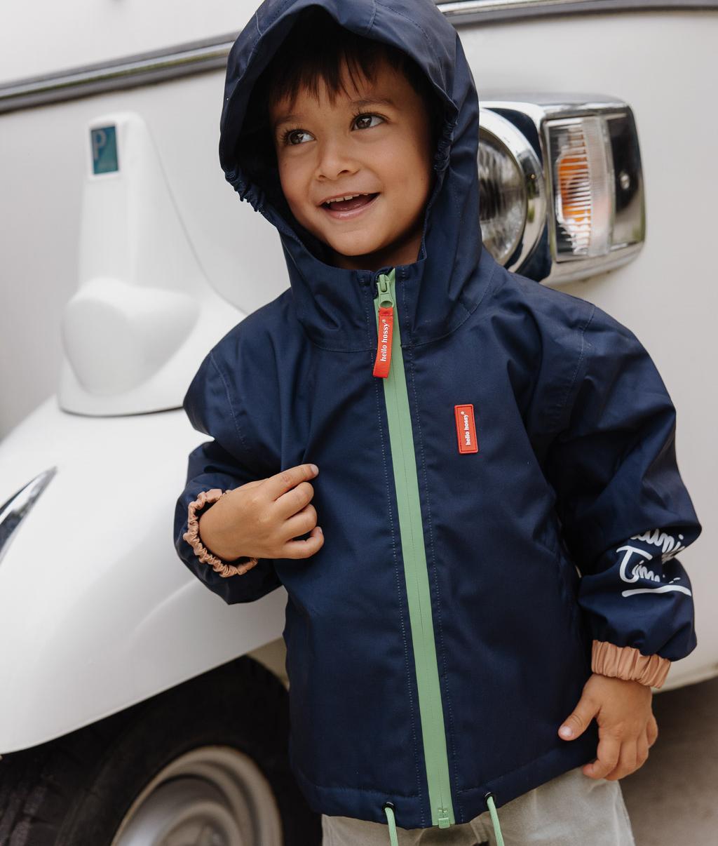 Casaco de inverno infantil azul marine, fecho de correr verde, capuz Hello Hossy
