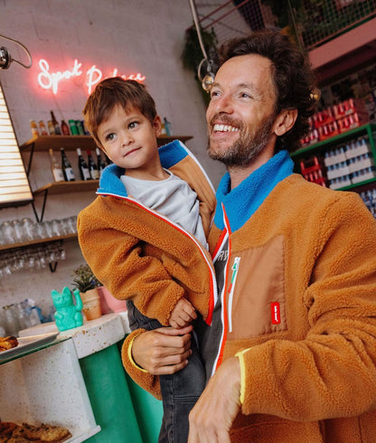 Casaco polar azul e Camel para família a combinar, Hello Hossy