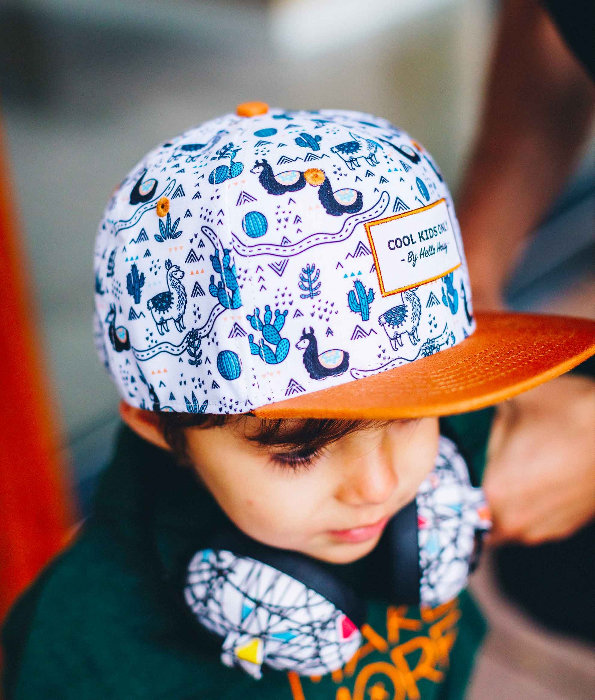 Boné infantil Lama, pala reta, ecorresponsável, certificado Oeko-Tex, desde os 9 meses, Cool Kids Only!